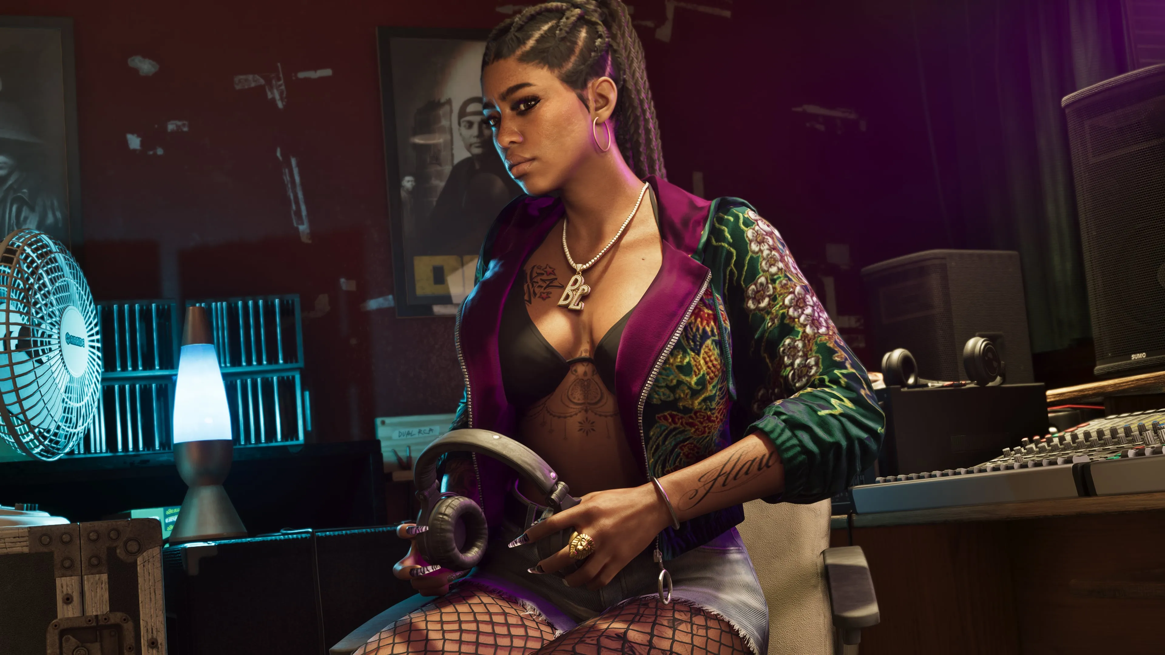GTA 6 a Real Dimez member getting set in a recording studio